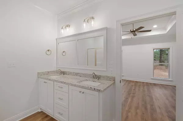 308 Anderson Rd, Hattiesburg, MS 39401