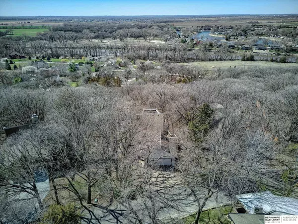 21917 Quail Ridge Circle, Omaha, NE 68022