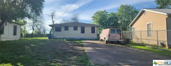 1637 Stonewall ST, New Braunfels, TX 78130