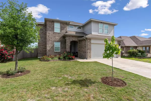 155 Plantain DR, Hutto, TX 78634