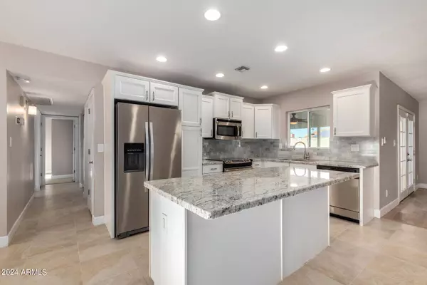 13021 N 28TH Place, Phoenix, AZ 85032