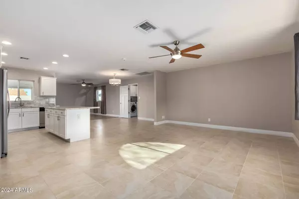 13021 N 28TH Place, Phoenix, AZ 85032