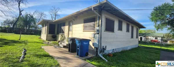 1637 Stonewall ST, New Braunfels, TX 78130