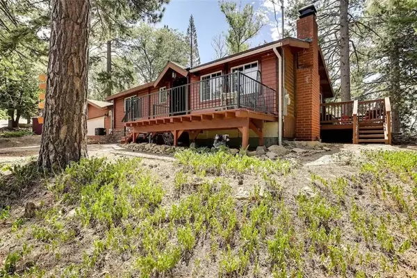 30583 Live Oak DR, Running Springs, CA 92382