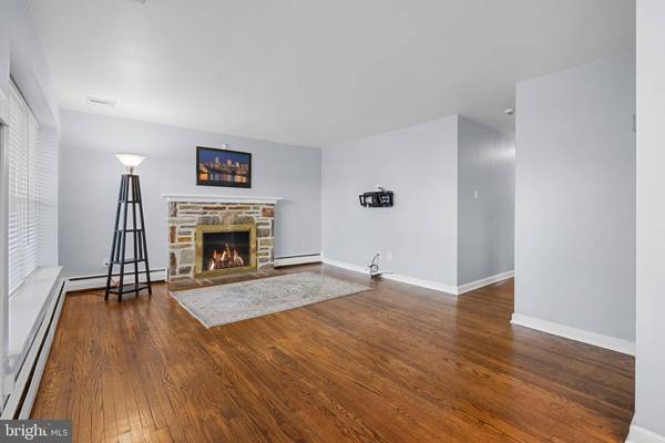 12 MCCLOSKEY RD, Flourtown, PA 19031