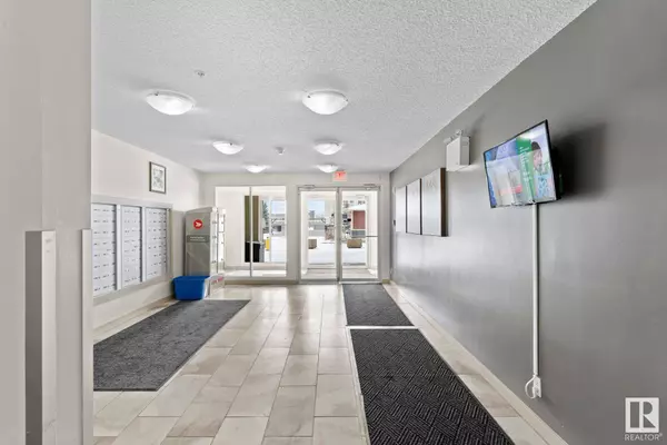 #414 5816 MULLEN PLACE PL NW, Edmonton, AB T6R 0W3