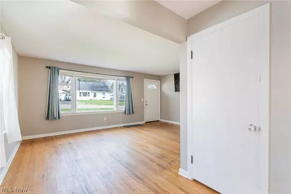 1635 Edmeyer AVE NW, Canton, OH 44708