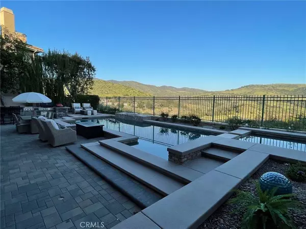 8 Sawmill, Rancho Santa Margarita, CA 92679