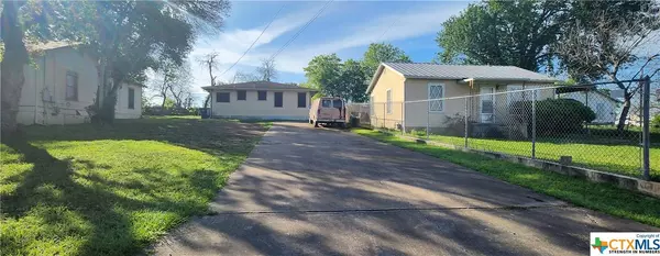 1637 Stonewall ST, New Braunfels, TX 78130