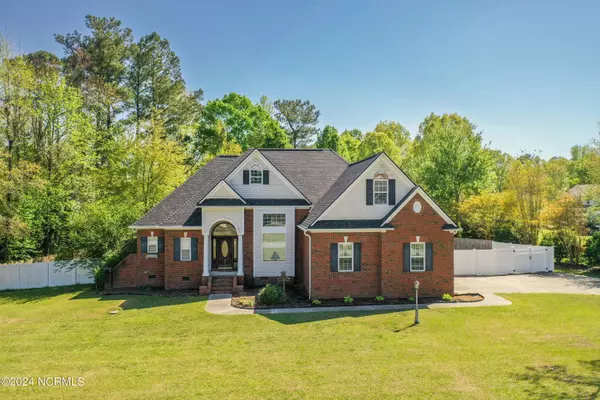 640 Par Drive, Jacksonville, NC 28540