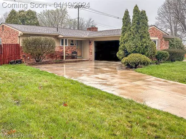 27355 BERKSHIRE Drive, Southfield, MI 48076