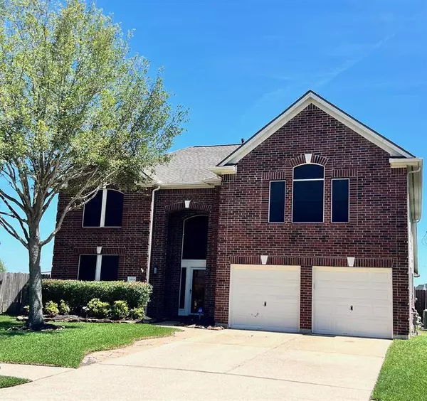 11014 Oakwood DR, La Porte, TX 77571