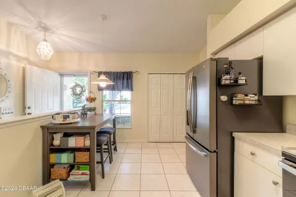 3011 Oak Hammock DR, Port Orange, FL 32129