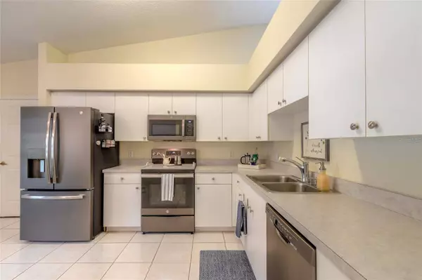 3011 OAK HAMMOCK DR, Port Orange, FL 32129