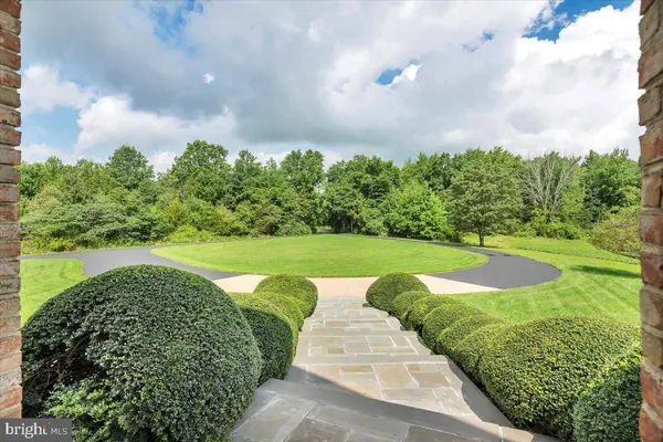 22 REEVES STATION RD, Medford, NJ 08055