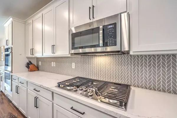 10136 Fire Skye Avenue, Las Vegas, NV 89166