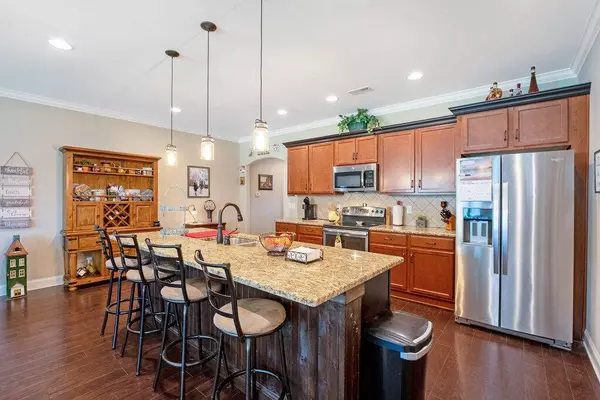 1822 Basilica CT, Hixson, TN 37343