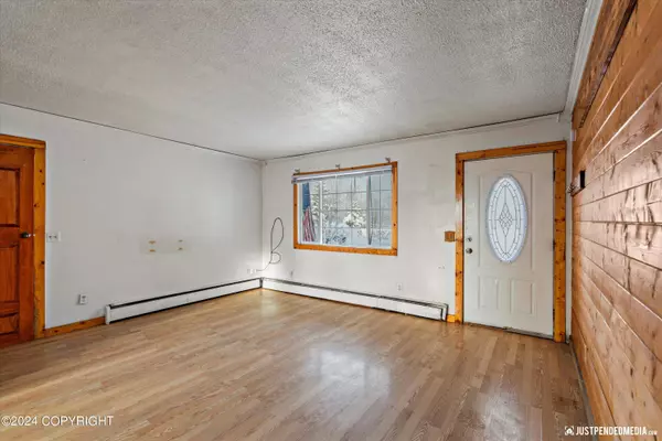 4310 E 4th AVE, Anchorage, AK 99508