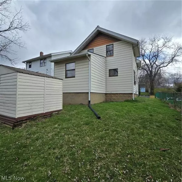 2024 18th ST SW, Akron, OH 44314