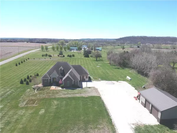 20703 Brandt RD, Tonganoxie, KS 66086