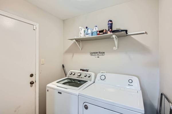 11828 Cormoy LN, Orland Park, IL 60467