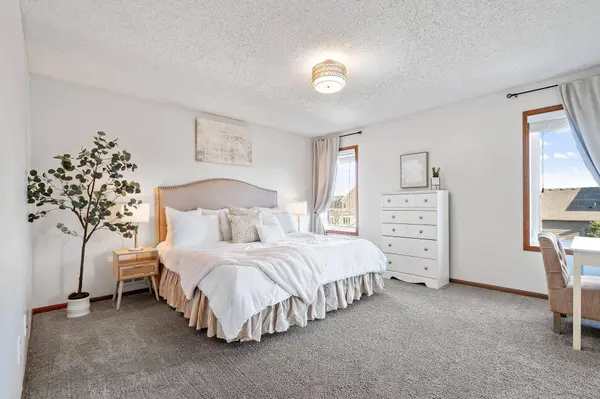 11194 68th ST NE, Albertville, MN 55301