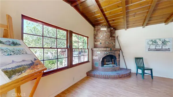 4525 Palm DR, La Canada Flintridge, CA 91011