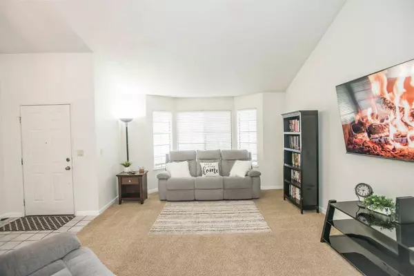 9881 Falcon Meadow DR, Elk Grove, CA 95624