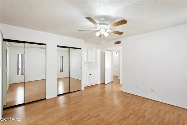 3337 E WESCOTT Drive, Phoenix, AZ 85050