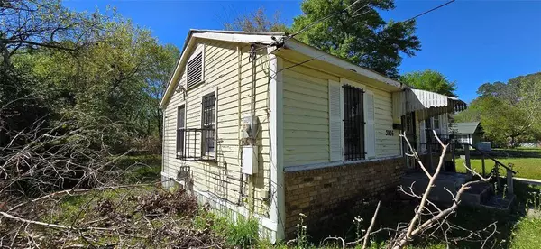 3906 Wallace Avenue, Shreveport, LA 71108