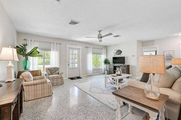 10468 RAYMOND ST, Englewood, FL 34224