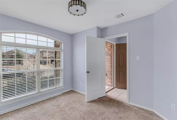 2228 Torch Lake Drive, Forney, TX 75126