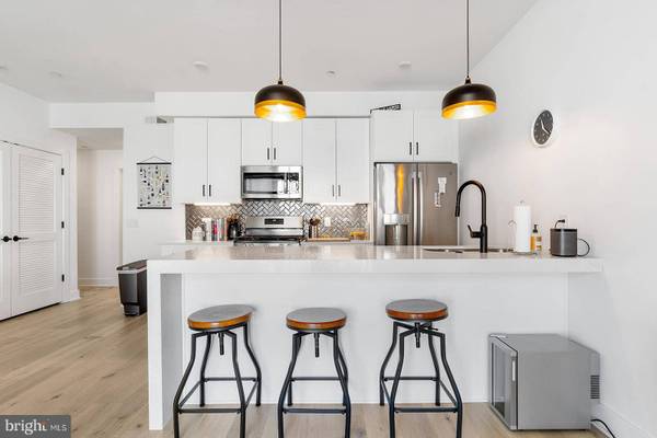 1232 N FRONT ST #2E, Philadelphia, PA 19122