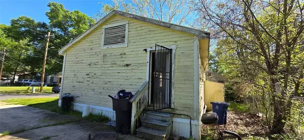 3906 Wallace Avenue, Shreveport, LA 71108