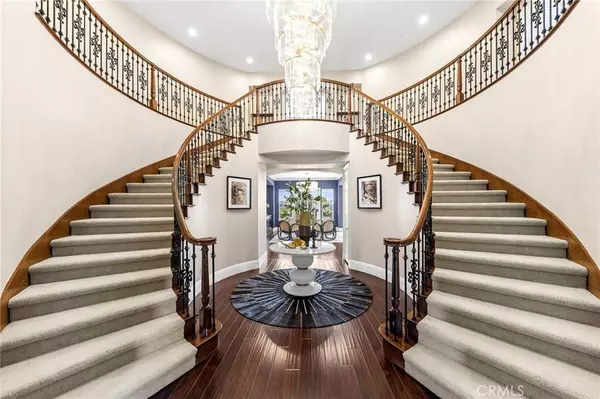 19802 Red Roan LN, Yorba Linda, CA 92886