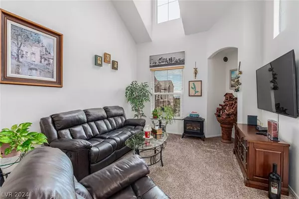 3975 N Hualapai Way #217, Las Vegas, NV 89129