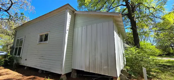 301 W Georgia Avenue, Vivian, LA 71082