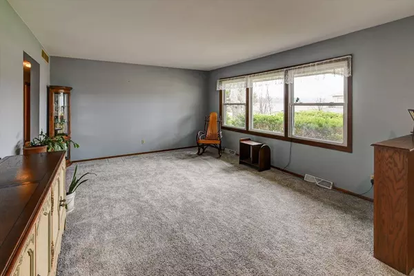 6106 Whalen Road, Fitchburg, WI 53593