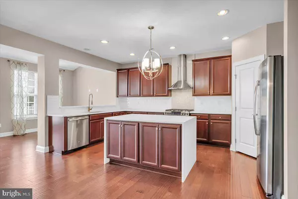 34 ISABELLE CT, Marlton, NJ 08053