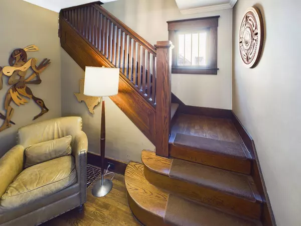 826 Knowles Street, Royal Oak, MI 48067