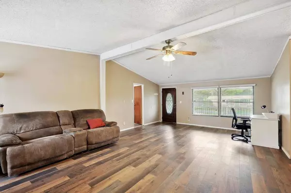 365 Randy Road, Roanoke, TX 76262