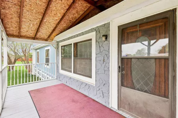 365 Randy Road, Roanoke, TX 76262