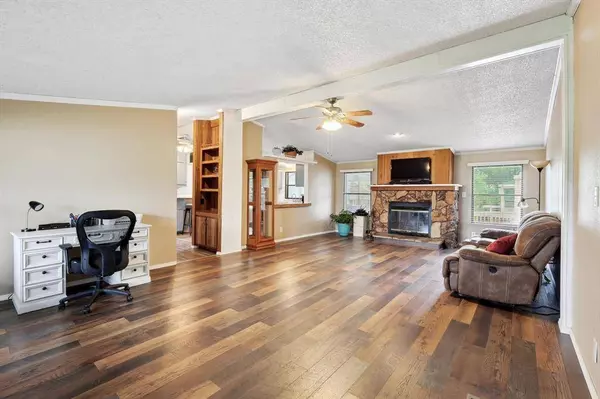 365 Randy Road, Roanoke, TX 76262