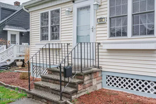 194 Sycamore Street, Albany, NY 12209