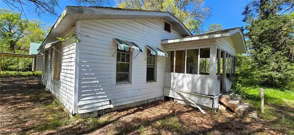 425 S Pecan Street, Vivian, LA 71082