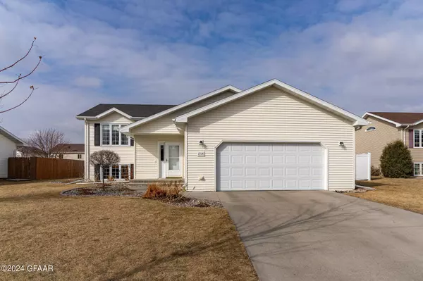 1514 PARK Drive SE, Grand Forks, ND 56721