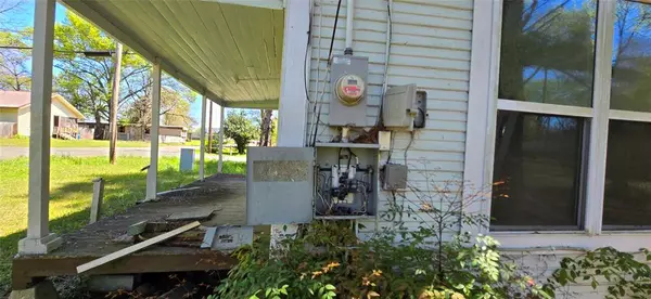 301 W Georgia Avenue, Vivian, LA 71082