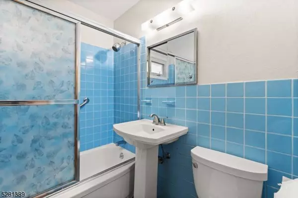 125 Brighton Rd, Clifton City, NJ 07012