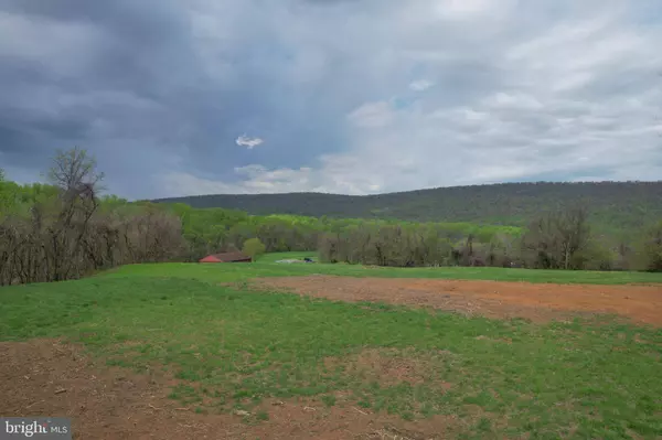 11412 RUSSELL RD, Purcellville, VA 20132