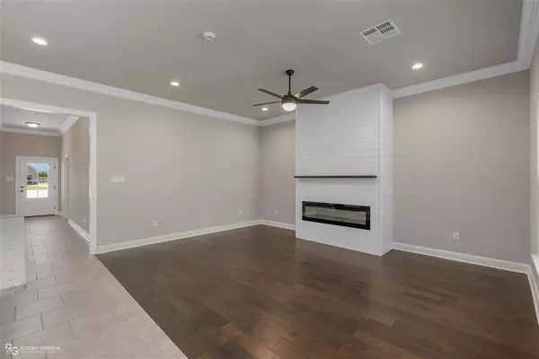 783 Crozier, Bossier City, LA 71111